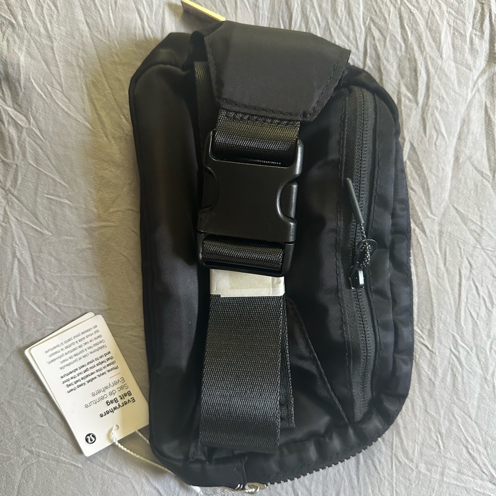 Bran new everywhere belt bag